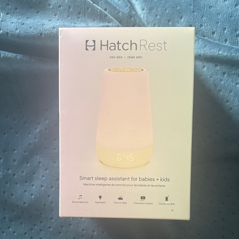 *unopened* Hatch Rest 2nd Gen sound machine and nightlight